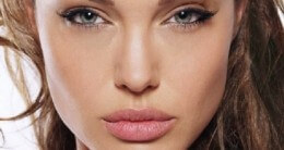 How to have bigger lips naturally?